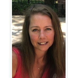 Meet your Posher, Camille